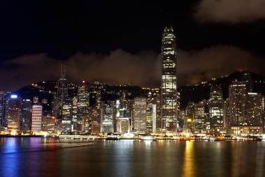 RETAIL IN HONG KONG EXPECTS STRONG UPTURN 