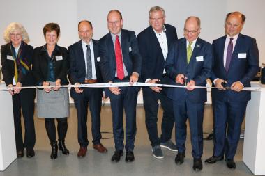 Hochschule Niederrhein eröffnet Textiles Innovatorium in Mönchengladbach