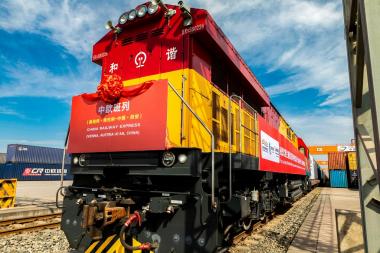 First direct complete train with Austrian TENCEL™ fibers arrives in China after 16 days