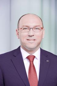 André Wissenberg, Head of Marketing, Corporate Communications and Public Affairs at Oerlikon Polymer Processing Solutions Division
