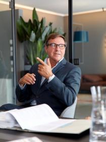 Dr. Zwissler Holding AG: Günter Eizenhöfer als Vorstandsmitglied