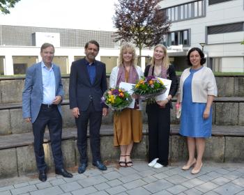 Hochschule Niederrhein: Preisgeld für Textil-Absolventinnen