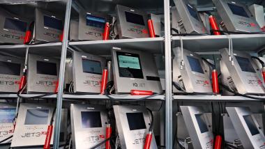 Rund 70 Drucker sind im neuen LEIBINGER Application Center im Einsatz, um Druckmuster für Kunden zu erstellen.
