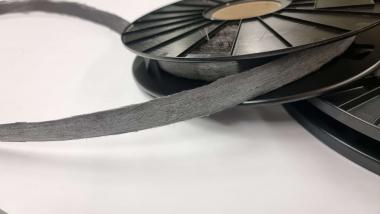 Tapes für Hochleistungsanwendungen hergestellt aus recycelten Carbonfasern.