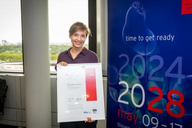 Anna Maria Jonietz mit dem drupa Preis ausgezeichnet