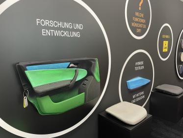 Mayer TechConcepts ist ein Spezialist für technische Lösungen mit und ohne textilen Bezug. Das Unternehmen bietet Entwicklungen nach Kundenauftrag. 