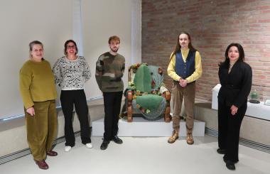 vlnr: Tom Busse, Prof. Anna Koch, Dr. Annette Paetz gen. Schieck (Leiterin des Deutschen Textilmuseums), Felix Krämer, Carina Ortiz