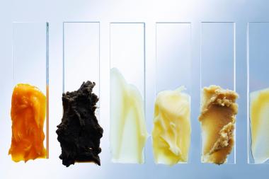 Neste RE is produced from ISCC certified and traceable renewable raw materials, such as waste and residues like used cooking oil.